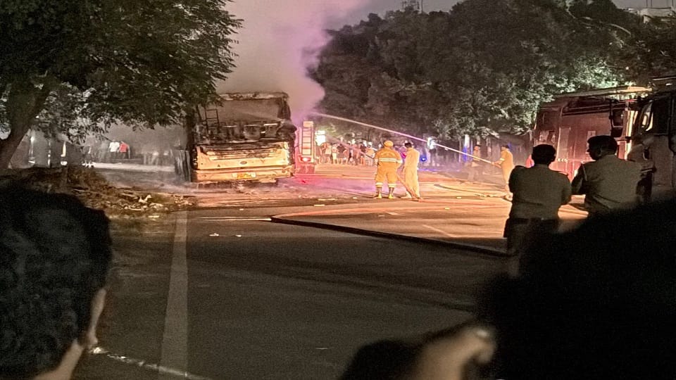 Greater Noida: Fire breaks out in a parked bus; three fire tenders extinguish the blaze
