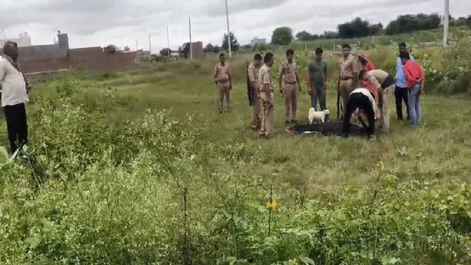 Youth Found Dead Near Field in Bhawna Colony, Police Await Postmortem Report