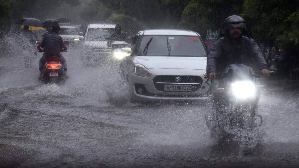 Rain wreaks havoc in UP disrupting normal life relief teams on alert DMs instructed to remain in field