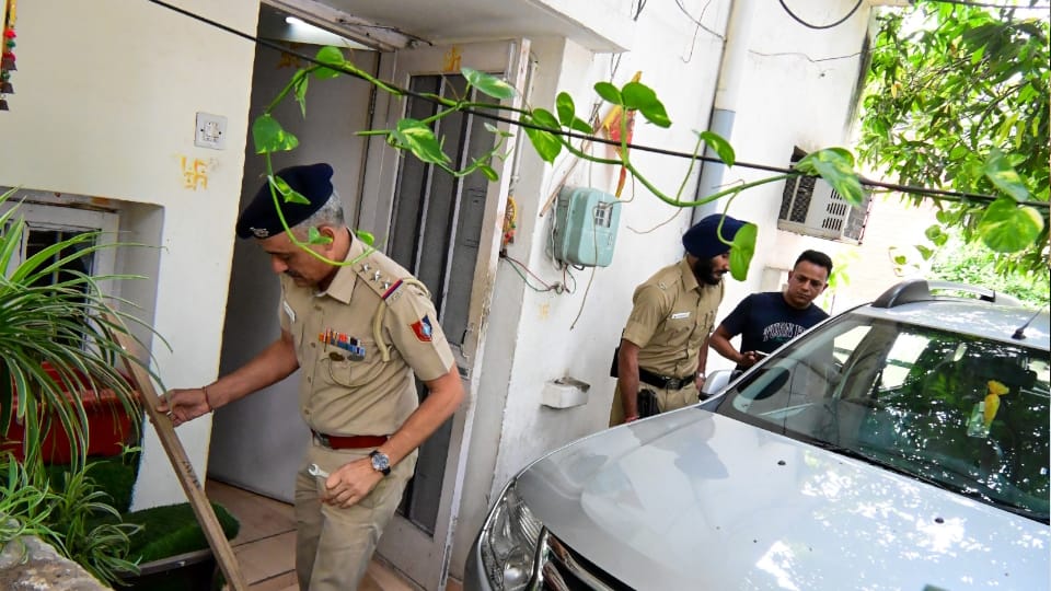 Son shoots dead his Head Constable father after insisting on marrying his girlfriend in chandigarh
