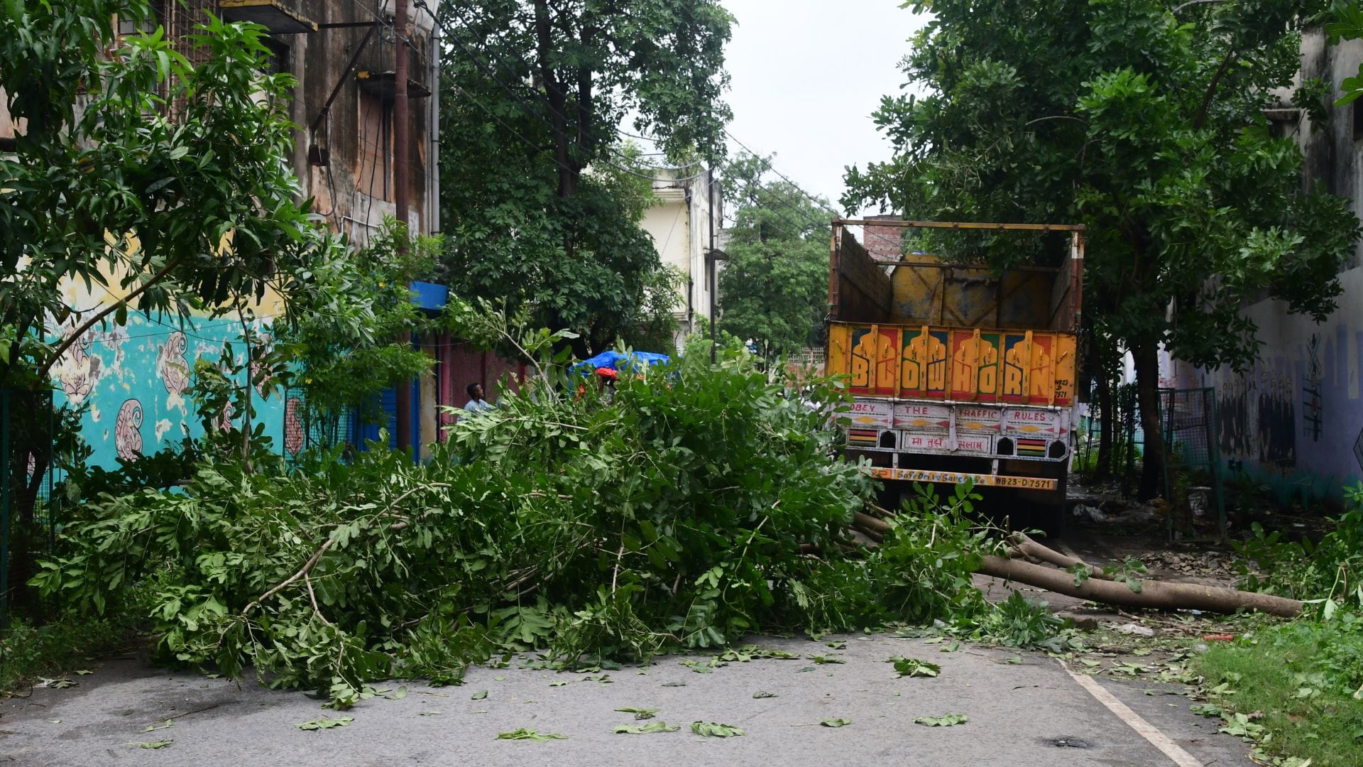 Cyclonic storm Varanasi Trees fell over 10 locations rainfall hint of early winter chill in air