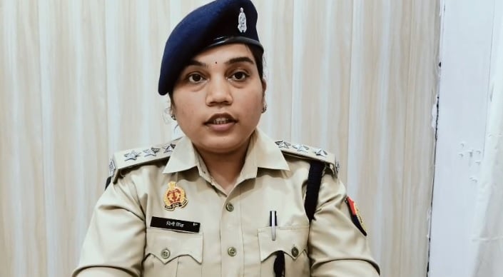 जानकारी देतीं सीओ सिटी विनी सिंह