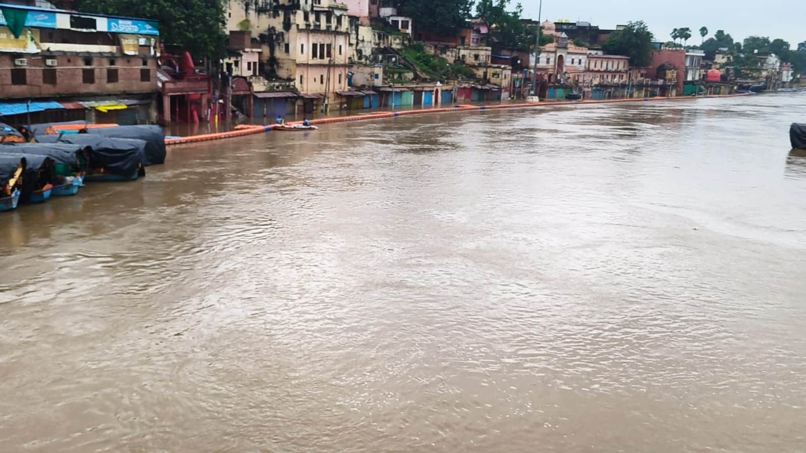 चित्रकूट में मंदाकिनी उफान पर
