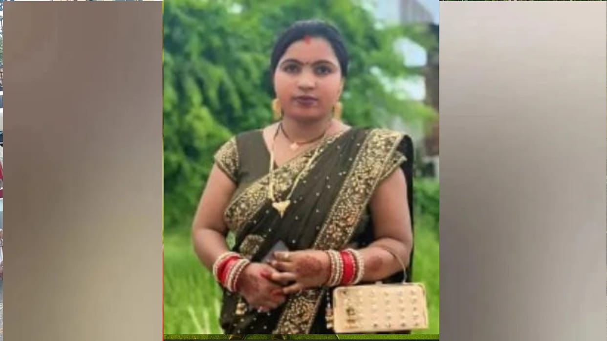Body of newlywed woman found hanging in Maharajganj; family alleges murder.