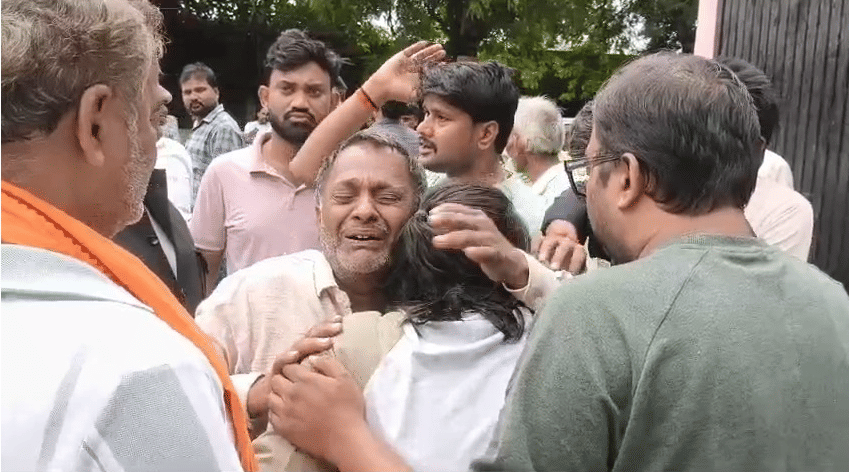 Ayodhya: Chemical engineer dies under suspicious circumstances.