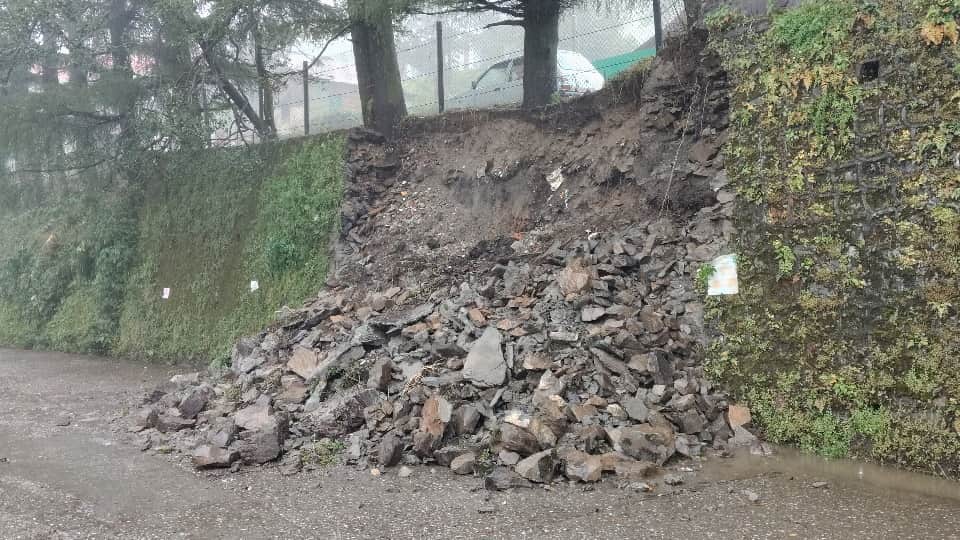 Torrential rainfall Daily life disrupted in Pachwadun-Jaunsar; biting cold sets in wall collapses in Chakrata
