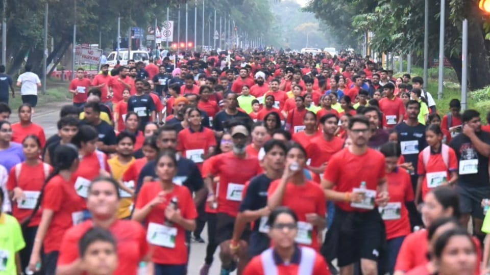 Tricity Marathon Saina Nehwal boosts morale Chandigarh runs for fitness and drug free life