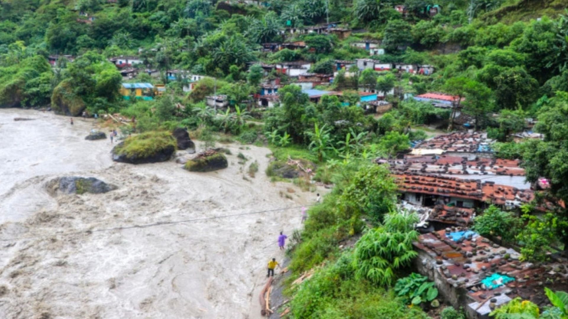 नेपाल की नदियों का बढ़ा जलस्तर
