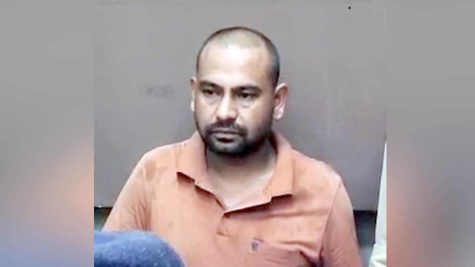 हत्यारोपी नीरज गिरफ्तार।