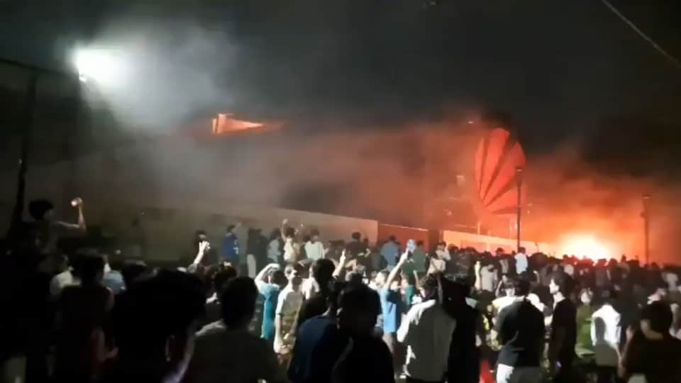 LPU Violence lathi-charge on students police vehicles including DIG SSP damaged