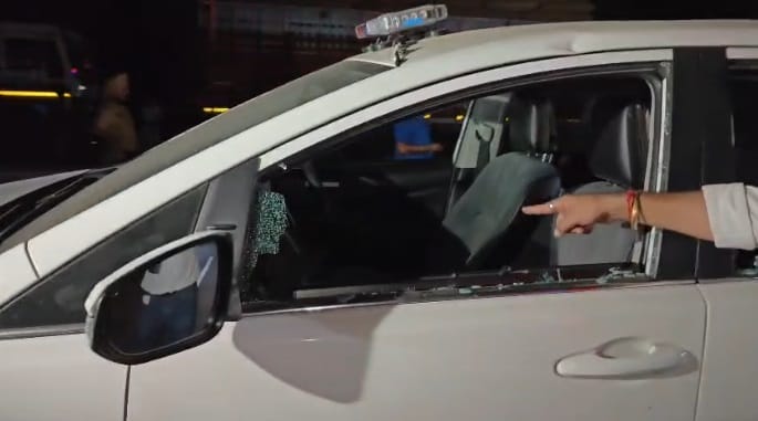 LPU Violence lathi-charge on students police vehicles including DIG SSP damaged