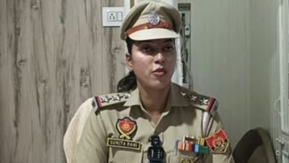 आरोपी