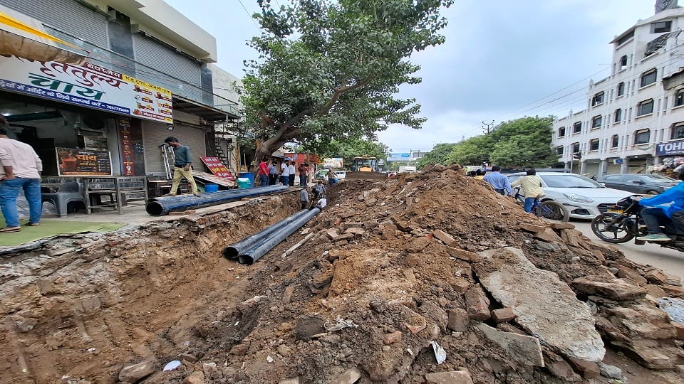 Even light drizzle ruined condition of CM Grid Road