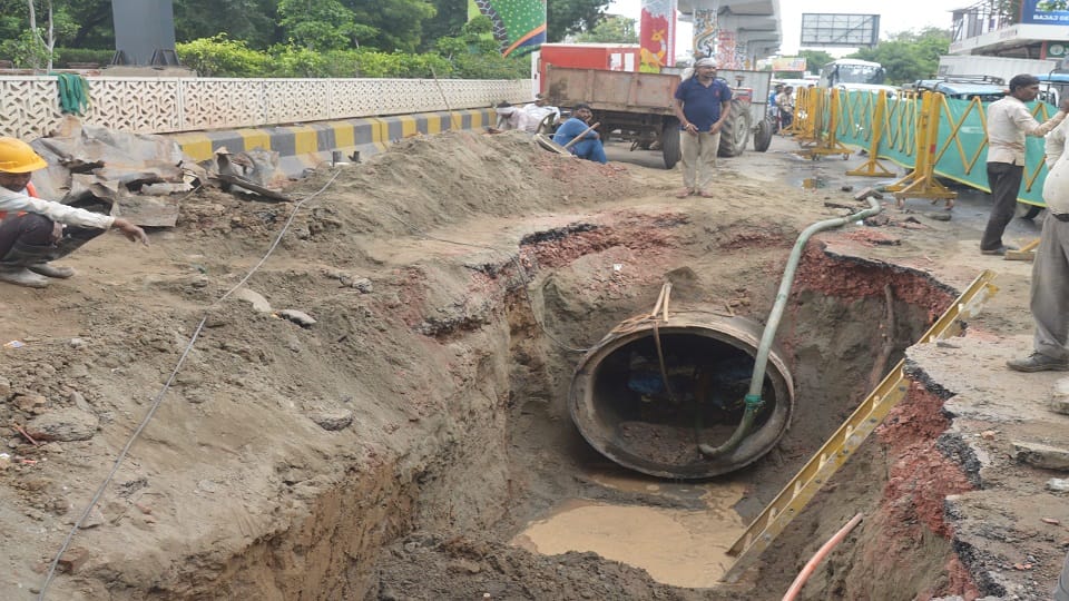 Pipeline of sewer project leaked at three points during trial in agra
