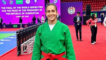 Asian Games 2026: Esha Singh Wins Silver, India Bags Double Javelin Medals; Gulveer, Sreeshankar Shine