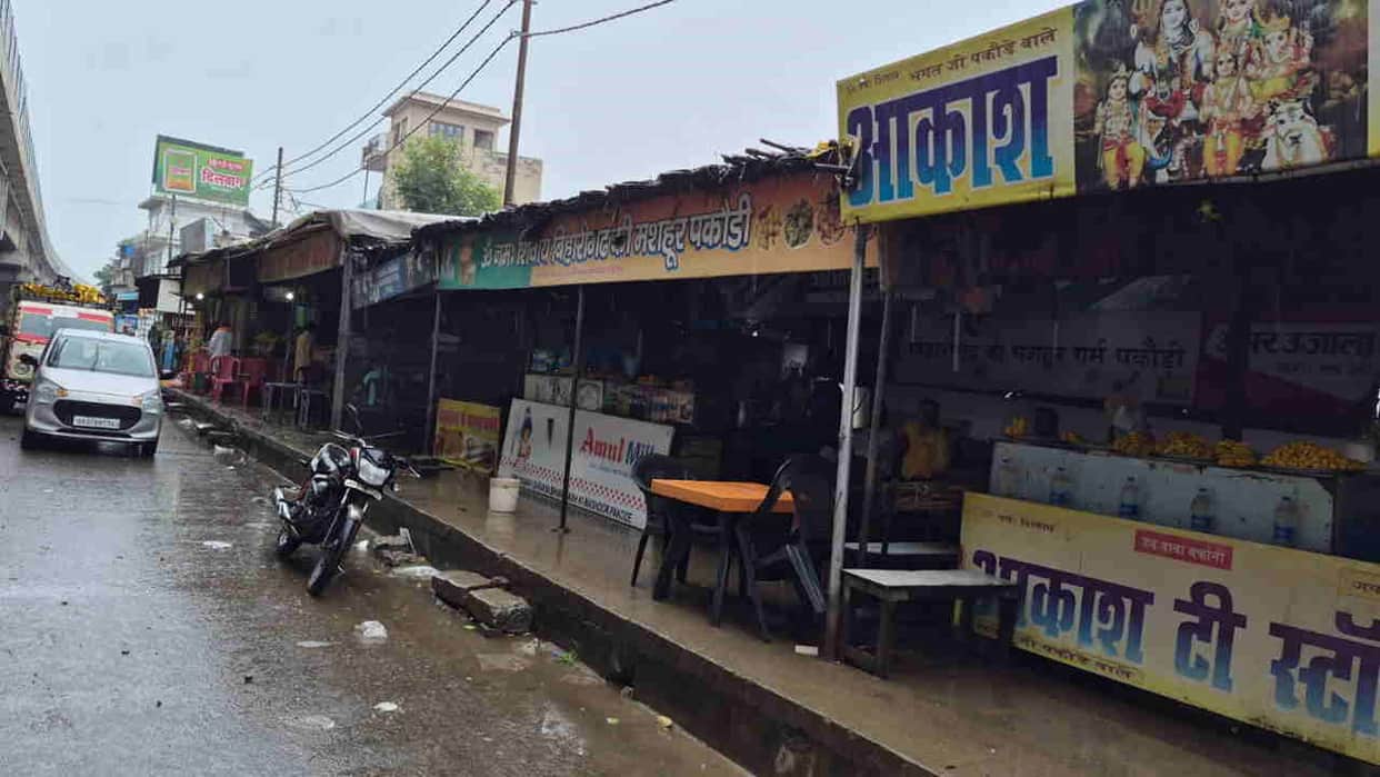 Delhi dehradun expressway impact bihargarh famous pakodi market loses footfall as 70% Business Declines