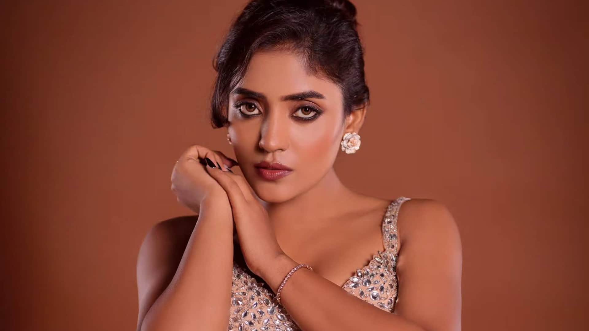 Who Is Tanyaa Mishra Gains Spotlight As India’s New National Crush