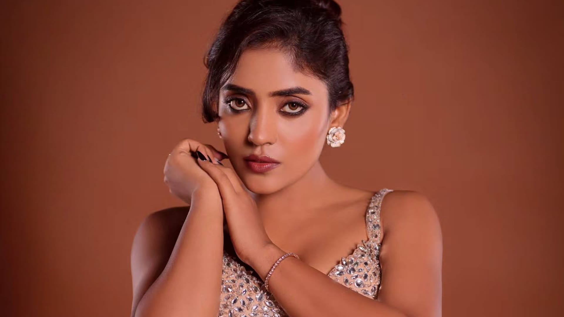Who Is Tanyaa Mishra Gains Spotlight As India’s New National Crush