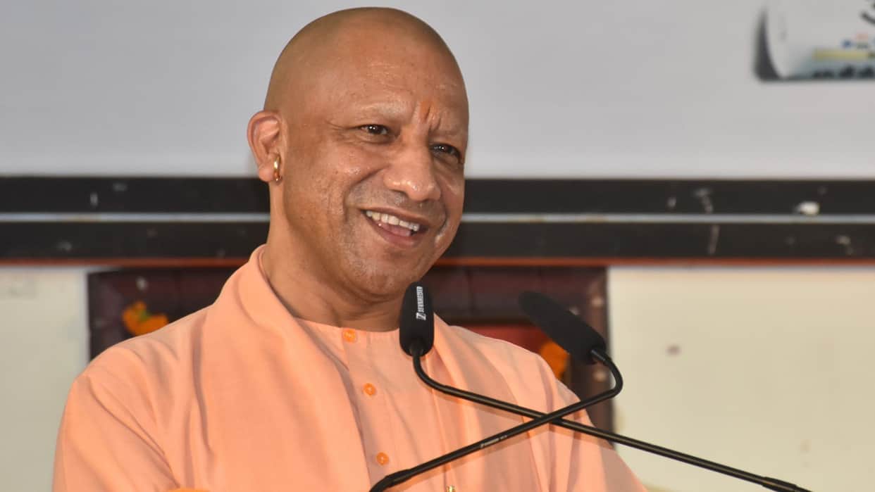 CM Yogi said AI will provide answers, while books will teach how to ask good questions.