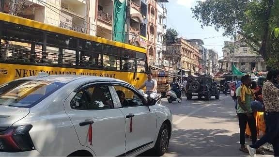 rajwada-pm-ebus-accident-traffic-police-route-change-ban