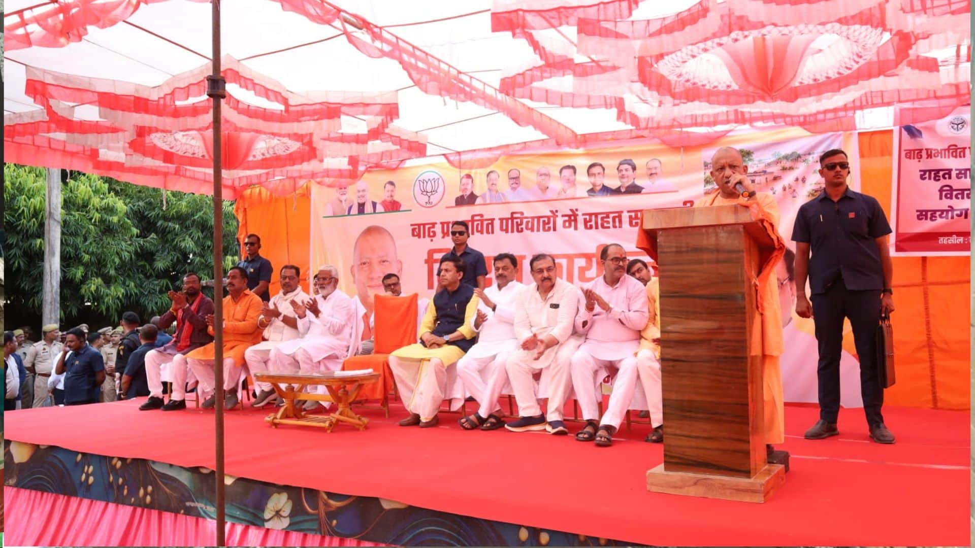 CM Yogi among flood victims in Kushinagar, 5,000 relief kits distributed.