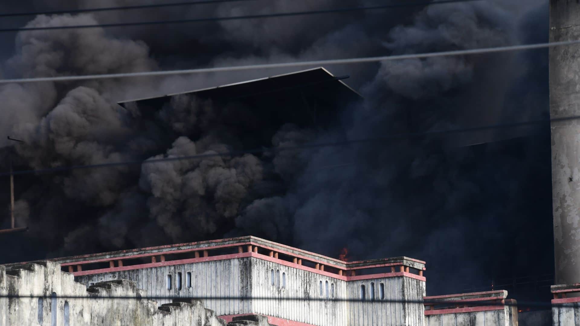 Varanasi fire news update Panic in hospital following massive fire at fan factory warehouse
