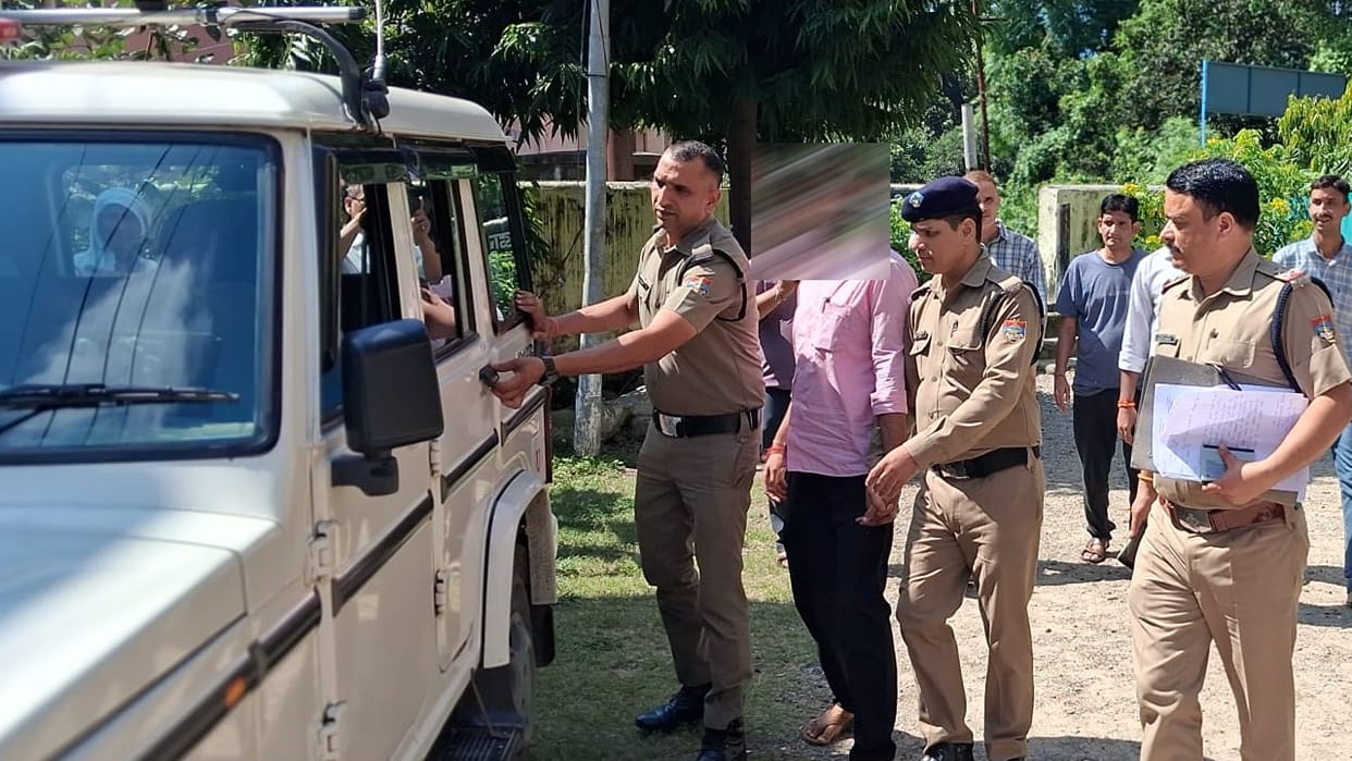 UTET exam fake candidate caught at kotdwar exam centre appearing for kashipur candidate in uttarakhand News