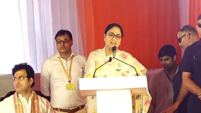 सीएम रेखा गुप्ता