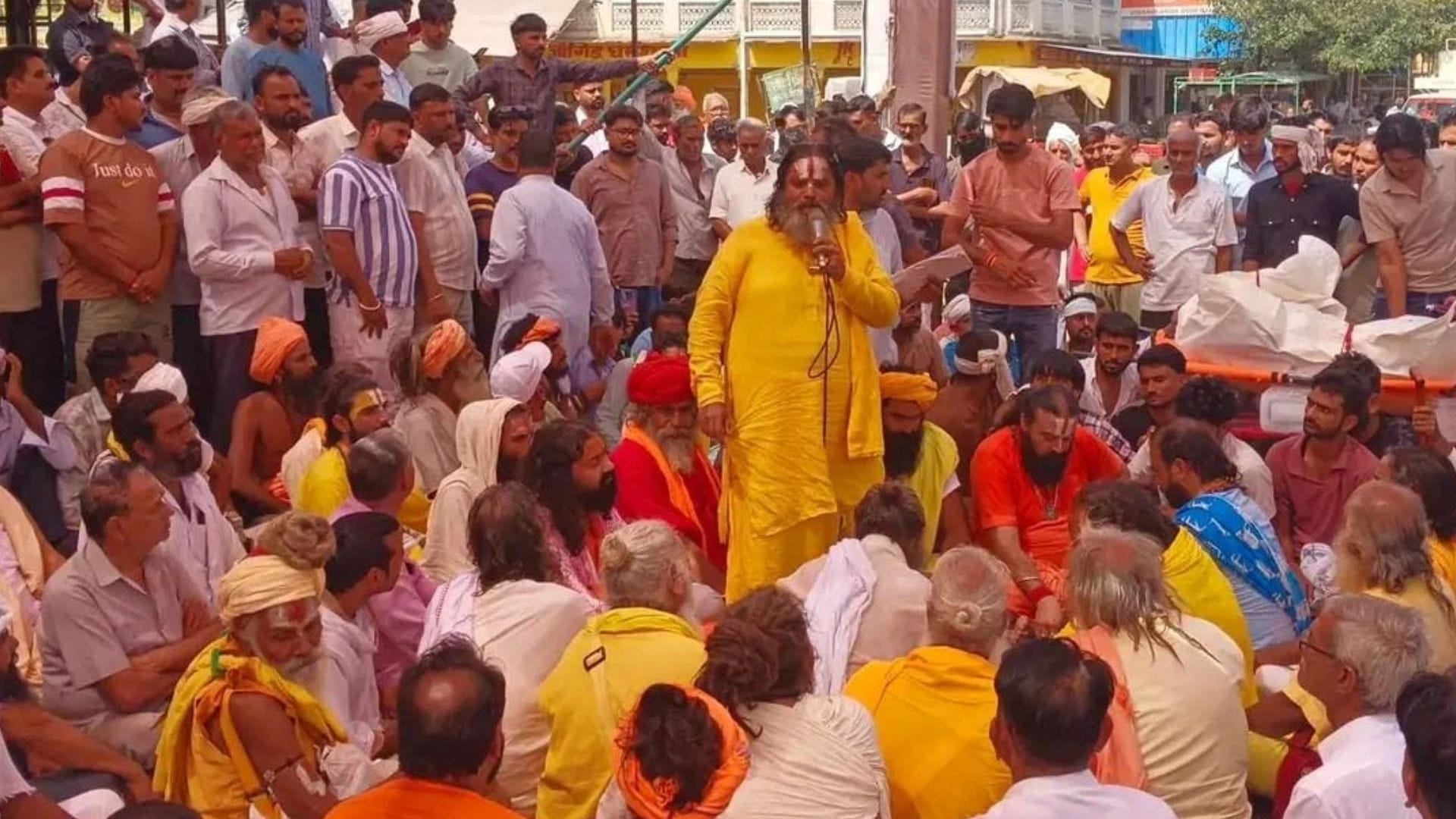 संत की मौत से लोहार्गल में तनाव