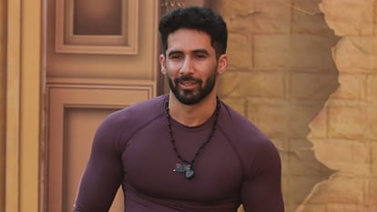 Rise And Fall 2 Siwet Tomar Shehzad Poonawalla Swara Bhasker Johar Controversy