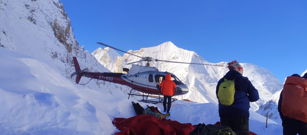 Uttarkashi rescue stranded mountaineers create temporary helipad in snow helicopter reaches odon call