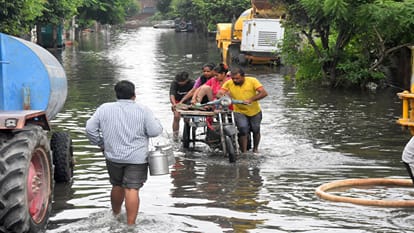 Water levels receded and power supply was restored at Residency Garden on the fourth day in Bareilly