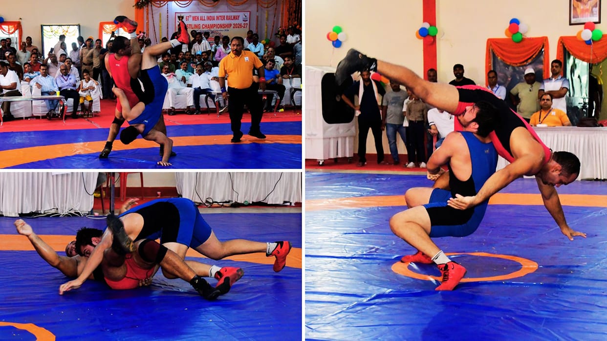 Wrestling Bareka Deepanshu won bout using Bagaldub move but lost to Neeraj North-West in final