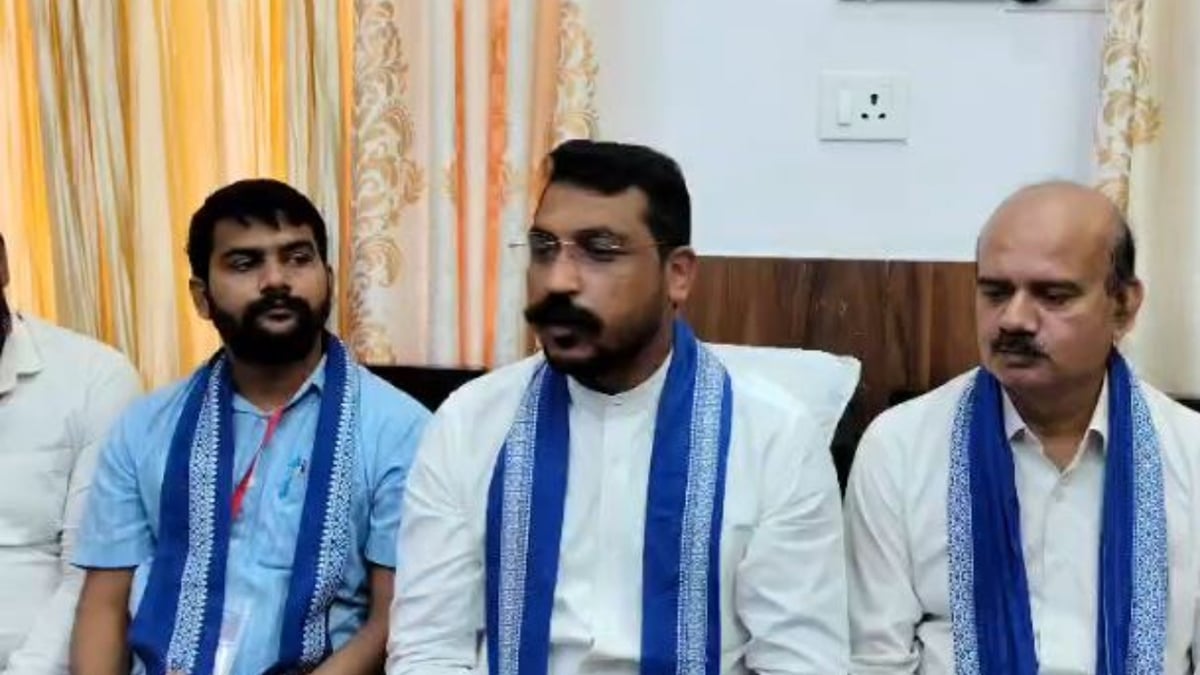 बरेली: भाजपा सरकार पर बरसे सांसद चंद्रशेखर आजाद, कहा- यूपी में धर्म नहीं, जनता खतरे में है
