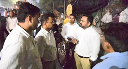 Kanpur to become pothole free DM hits the streets late at night 73 roads set for a makeover before Diwali