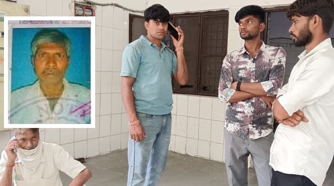Kanpur Rabies contracted despite vaccination elderly man suffering from hydrophobia slit his throat with banka