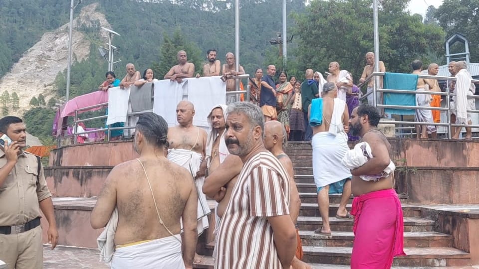 नंदप्रयाग संगम पर हादसा