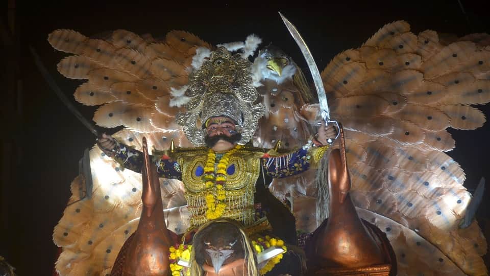 Ravana's Grand Procession Brings Lanka's Grandeur Alive in Agra