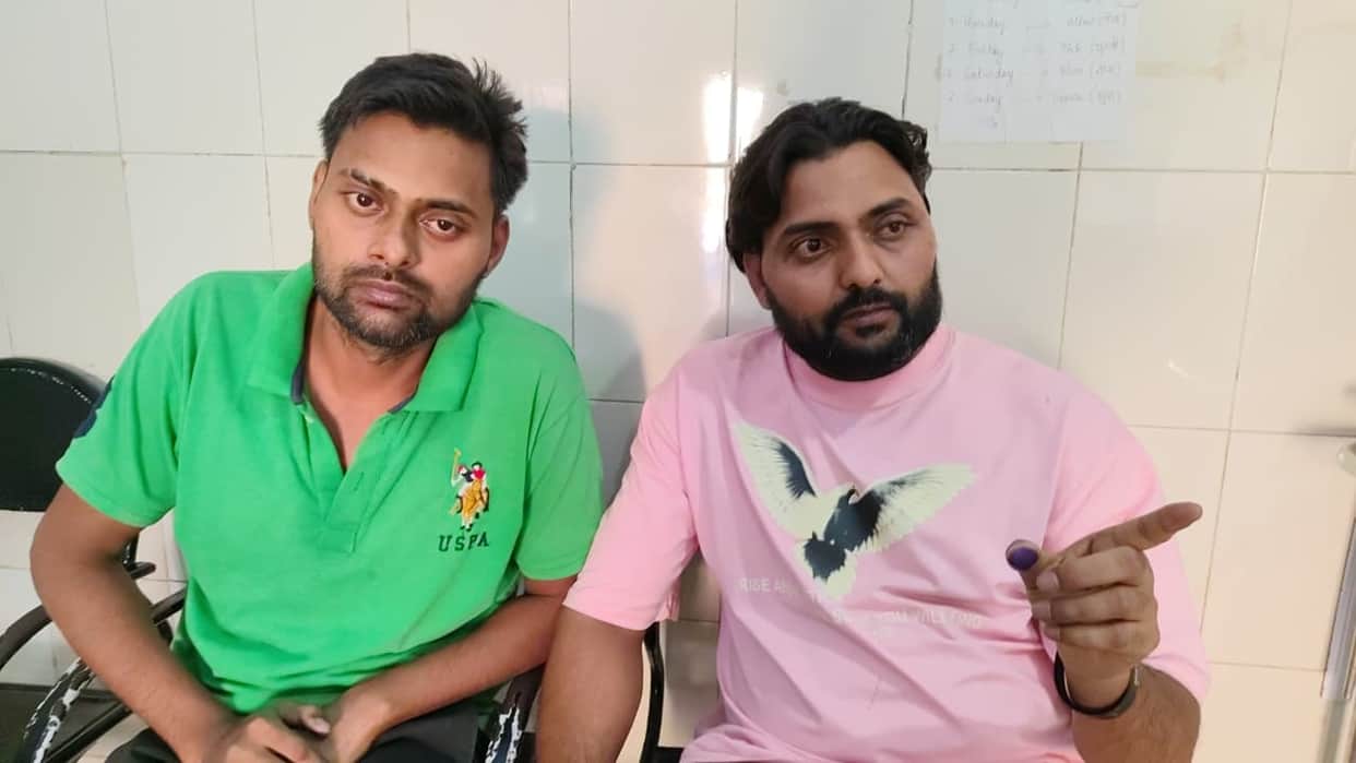 Two drunk brothers created a ruckus outside a girls college in Bareilly
