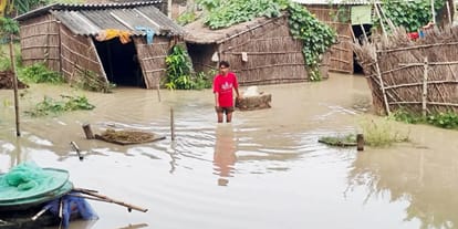 Floods in Bihar: Gandak, Bagmati Kosi rivers overflow; two lakh people affected; embankments breached
