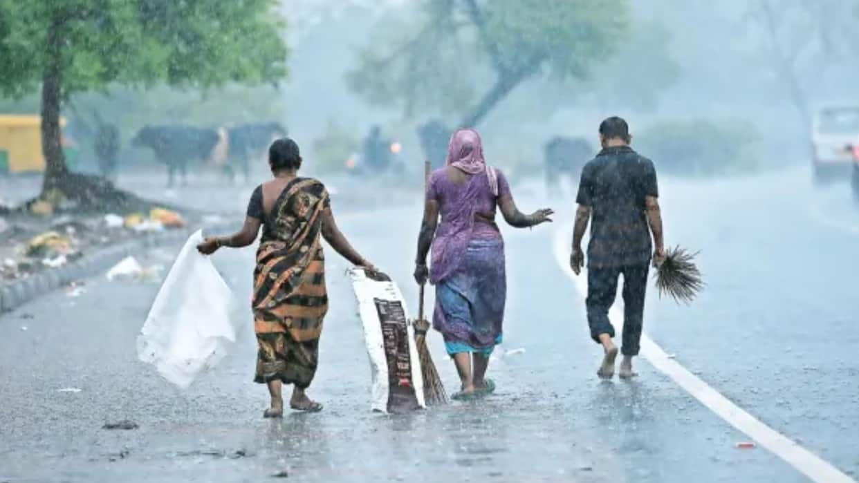 Monsoon withdrawal in Jharkhand: Rainfall 2% below normal; 8 districts in 'Red Zone'