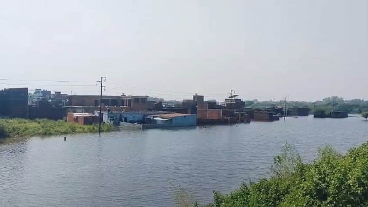 River water levels in the city have receded but flood-related difficulties have increased in Shahjahanpur