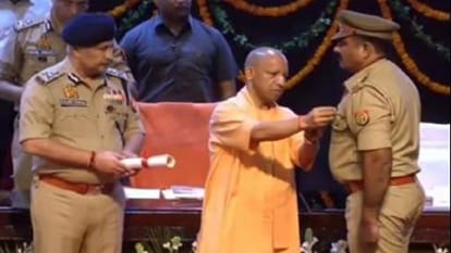 Meerut: STF Inspector Sunil Kumar awarded gallantry award posthumously; CM Yogi hands it over to his wife