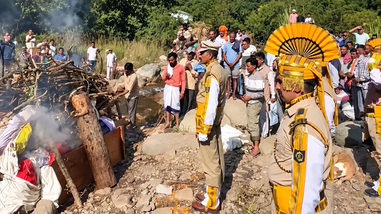 cisf sub inspector laxman singh last rites nalagarh