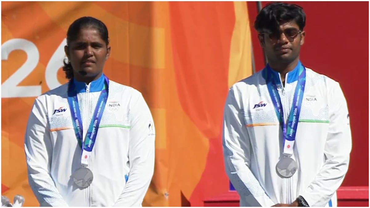 तीरंदाज धीरज-कुमकुम ने रचा इतिहास!: मिक्स्ड रिकर्व में भारत ने पहली बार जीता कोई पदक; रजत से करना पड़ा संतोष