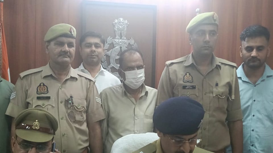 बंद मकानों में रेकी कर चोरी करने वाला शातिर चोर गिरफ्तार