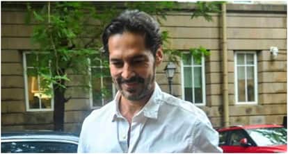 Bollywood actor Dino Morea reached to Mumbai Police commissioner office in Mithi River desilting case