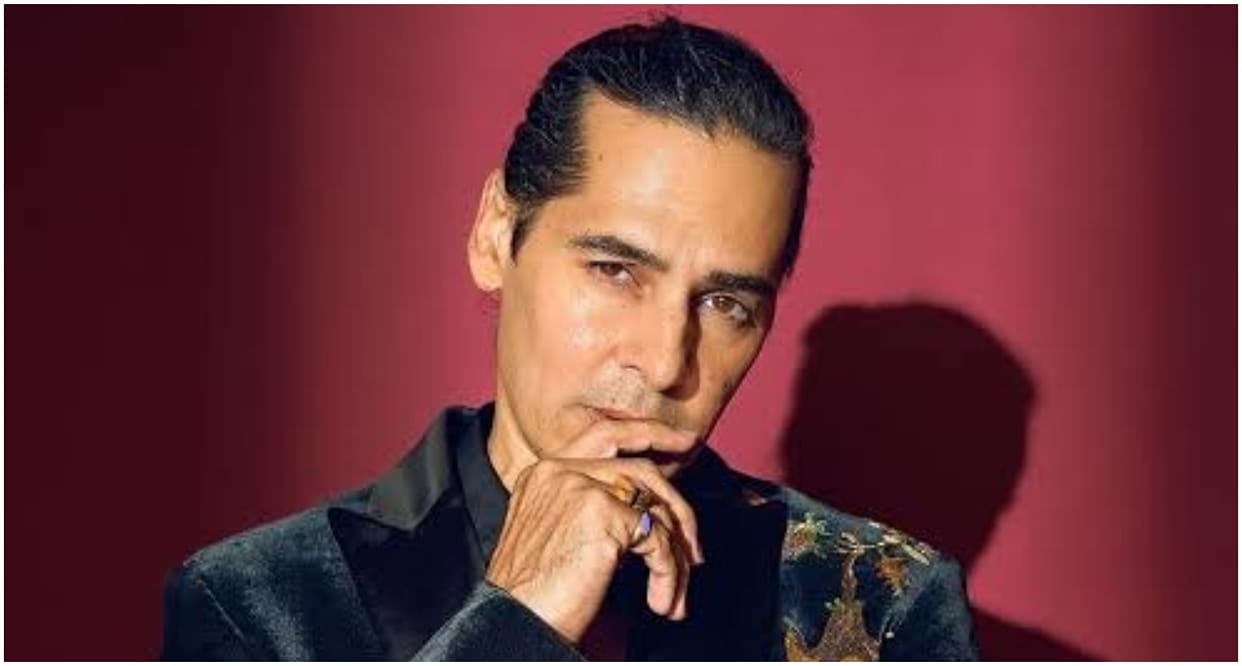 Bollywood actor Dino Morea reached to Mumbai Police commissioner office in Mithi River desilting case