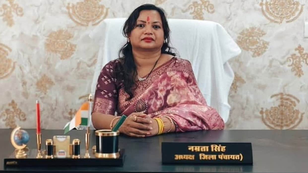 No-confidence motion against Mohla-Manpur district panchayat president Namrata Singh, questions raised on cast
