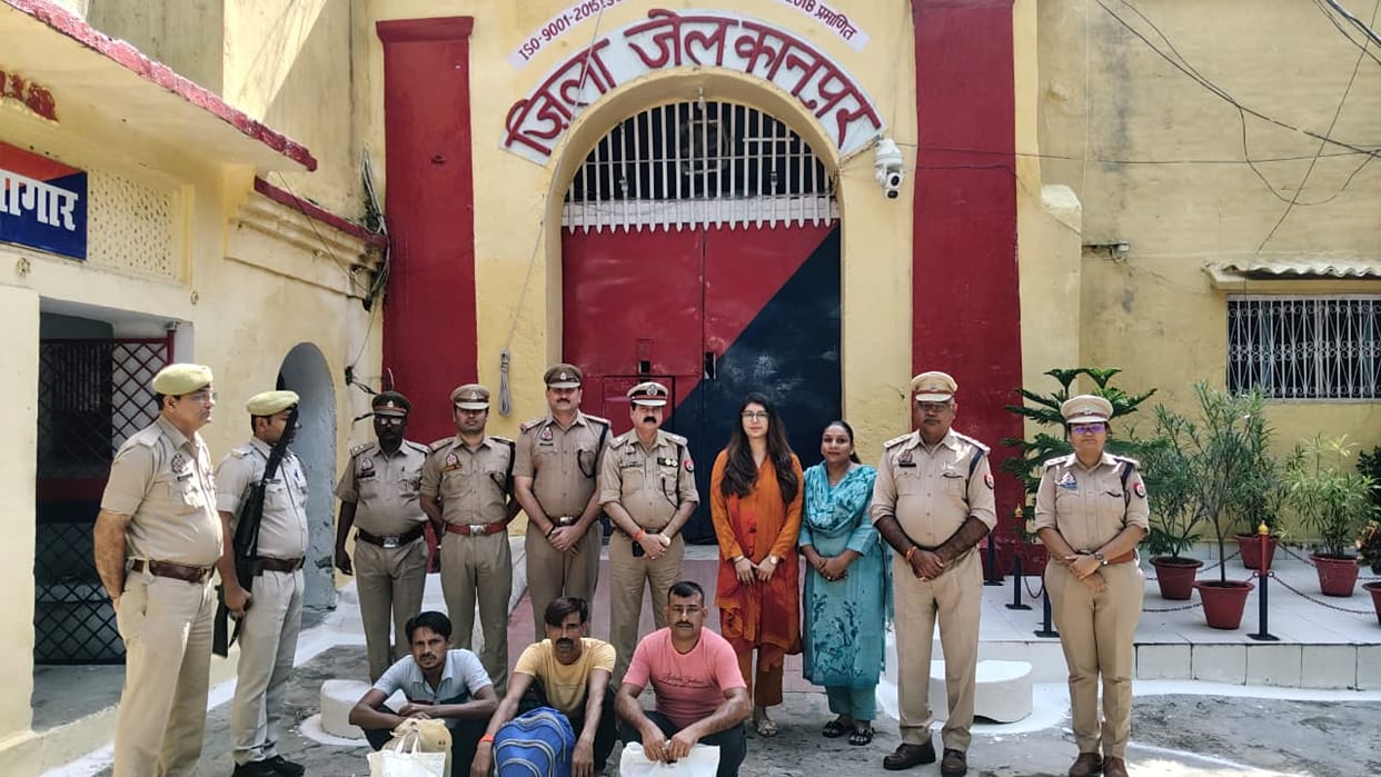 Kanpur Three prisoners serving sentences for non-payment of fines released